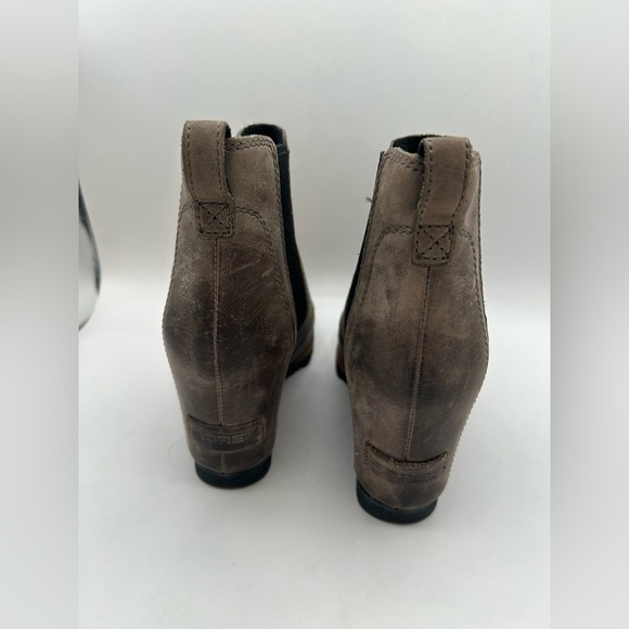 Sorel Lea Ankle Boots Wedge Heels Leather Pull On Gray Women's Size 7 US booties - Picture 8 of 9